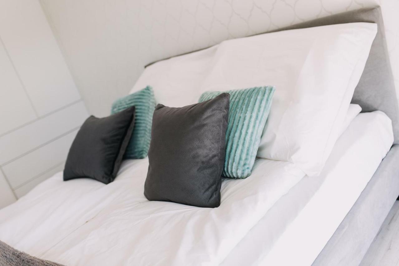 Hypnotize Apartment コニン エクステリア 写真